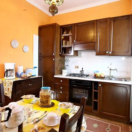 Rome Airport Bed & Breakfast *